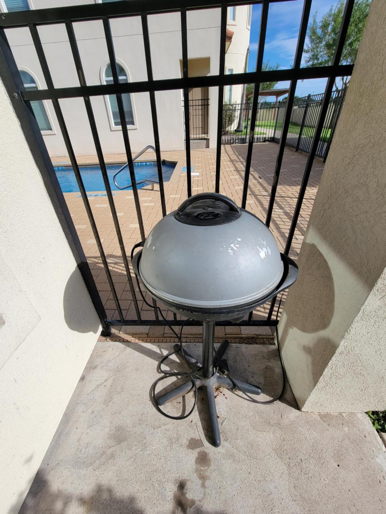 Modern, Private, Smart 4 Bedroom In Desirable Location In With Pool! Apartment McAllen